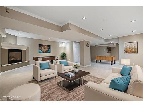 16 Linington Trail, Dundas, ON - Indoor Photo Showing Living Room