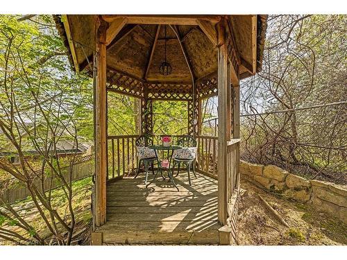 16 Linington Trail, Dundas, ON - Outdoor With Deck Patio Veranda