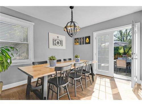710 Hager Avenue, Burlington, ON - Indoor Photo Showing Dining Room