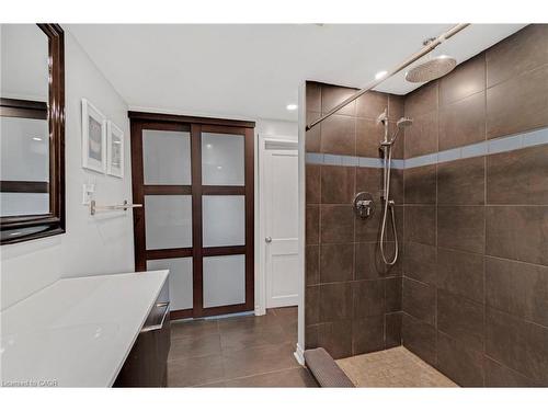710 Hager Avenue, Burlington, ON - Indoor Photo Showing Bathroom