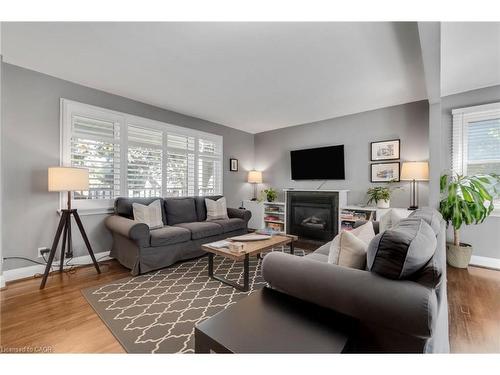 710 Hager Avenue, Burlington, ON - Indoor Photo Showing Living Room With Fireplace