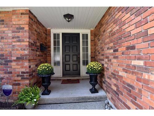 142 Marigold Court, Ancaster, ON - Outdoor With Exterior