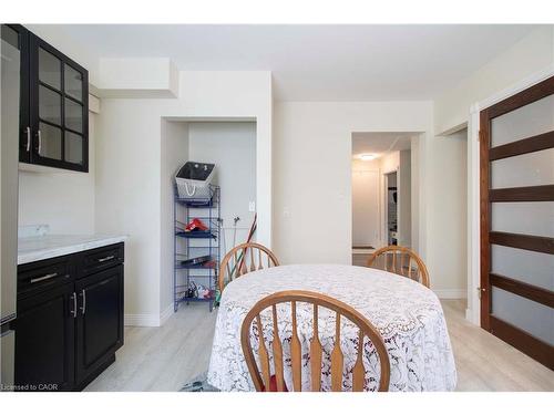 187 Clover Place, Kitchener, ON - Indoor Photo Showing Bedroom