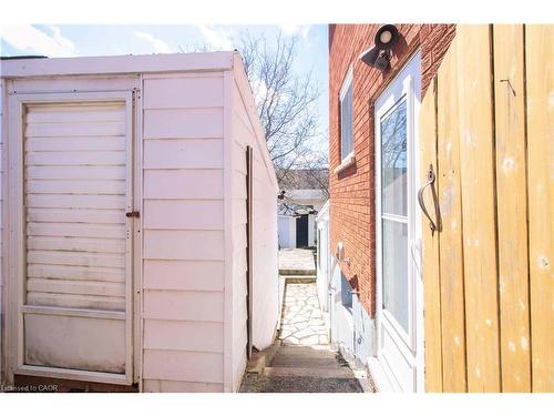 187 Clover Place, Kitchener, ON - Outdoor With Exterior