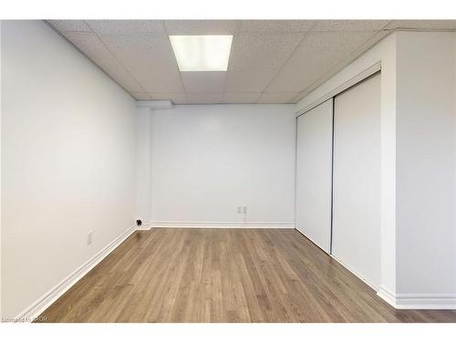 6509 Valiant Heights, Mississauga, ON - Indoor Photo Showing Other Room