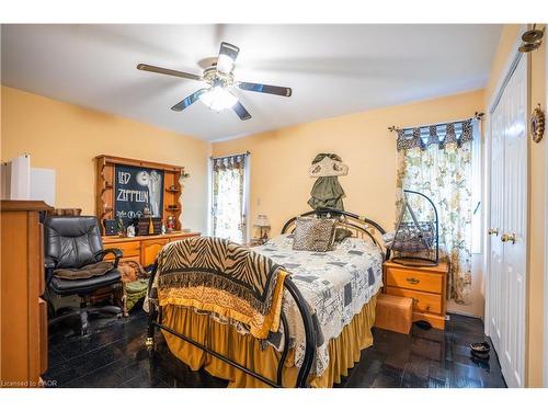 40 Balsam Street, Welland, ON - Indoor Photo Showing Bedroom