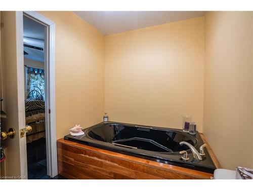 40 Balsam Street, Welland, ON - Indoor