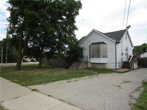 411-413 Highway 8, Hamilton, ON - Outdoor