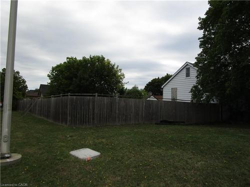 411-413 Highway 8, Hamilton, ON - Outdoor