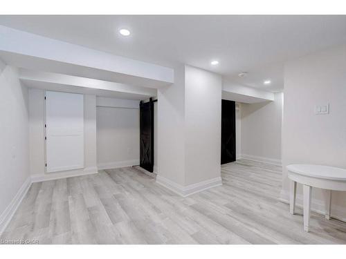 38 East 16Th Street, Hamilton, ON - Indoor