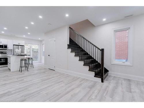 38 East 16Th Street, Hamilton, ON - Indoor