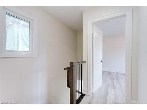 38 East 16Th Street, Hamilton, ON - Indoor Photo Showing Other Room