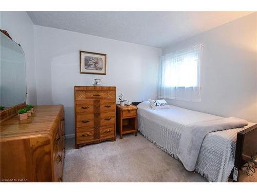 802 John Street, Dunnville, ON - Indoor Photo Showing Bedroom