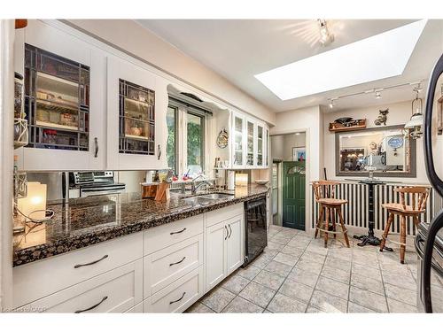 557 Stillwater Crescent, Burlington, ON - Indoor