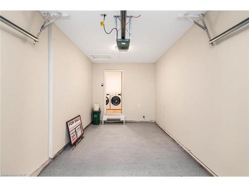 21-17 Garden Drive, Smithville, ON - Indoor