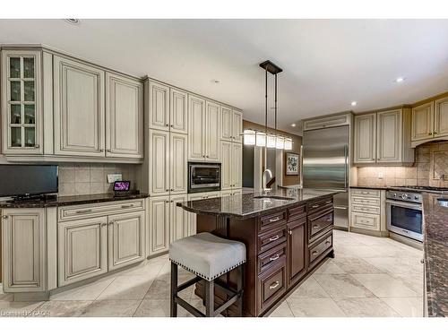 225 Shoreacres Road, Burlington, ON - Indoor Photo Showing Kitchen With Stainless Steel Kitchen With Upgraded Kitchen