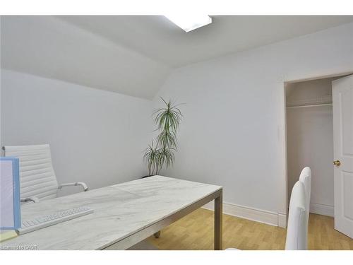 127 Duke Street E, Kitchener, ON 