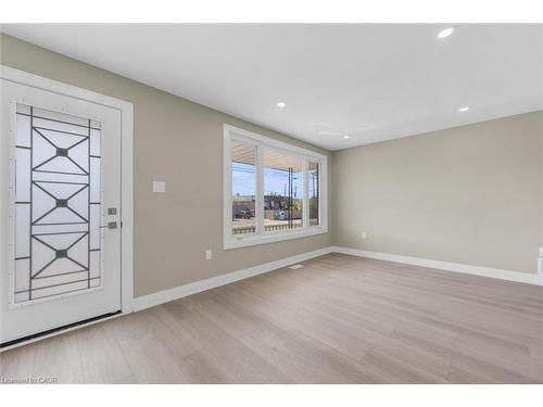 1965 Brampton Street, Hamilton, ON - Indoor Photo Showing Other Room