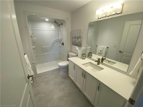 403-39 Sister Varga Terrace, Hamilton, ON - Indoor Photo Showing Bathroom