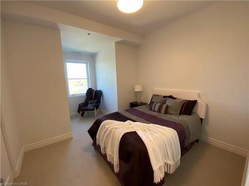 403-39 Sister Varga Terrace, Hamilton, ON - Indoor Photo Showing Bedroom