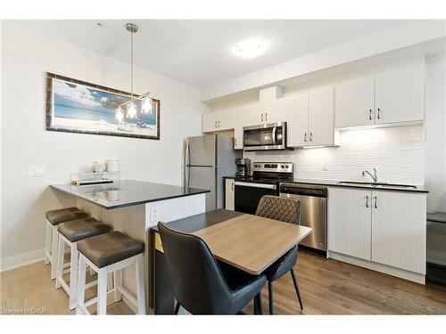 803-16 Concord Place, Grimsby, ON - Indoor