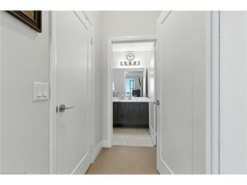 803-16 Concord Place, Grimsby, ON - Indoor Photo Showing Other Room