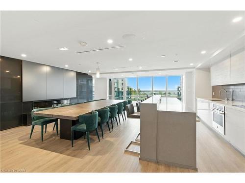 803-16 Concord Place, Grimsby, ON - Indoor