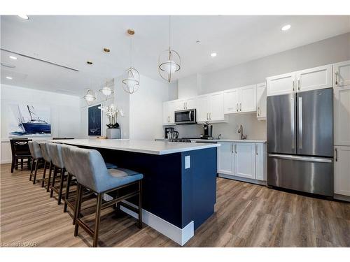 115-39 Sister Varga Terrace, Hamilton, ON - Indoor Photo Showing Kitchen With Upgraded Kitchen