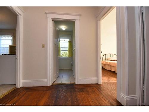 14 Spruceside Avenue, Hamilton, ON - Indoor Photo Showing Other Room