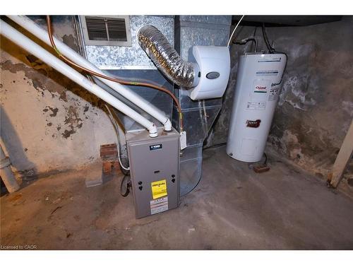 14 Spruceside Avenue, Hamilton, ON - Indoor Photo Showing Basement