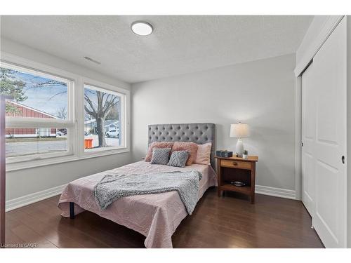 12 Nolan Trail, Hamilton, ON - Indoor Photo Showing Bedroom