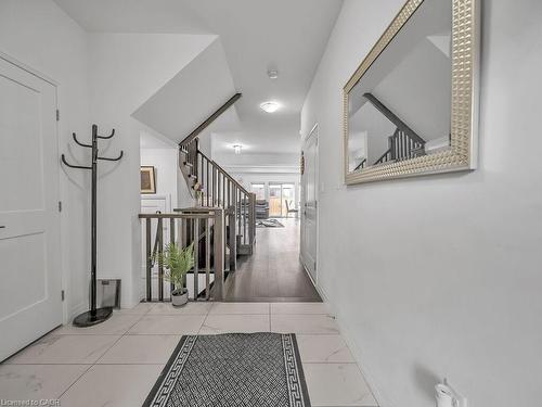 30 Times Square Boulevard, Hamilton, ON - Indoor Photo Showing Other Room