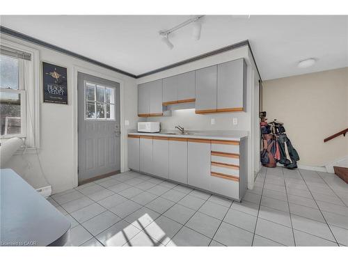 36 Macklin Street N, Hamilton, ON - Indoor Photo Showing Kitchen
