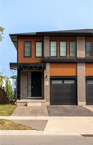 933 Robert Ferrie Drive  Kitchener, ON N2P 0P9