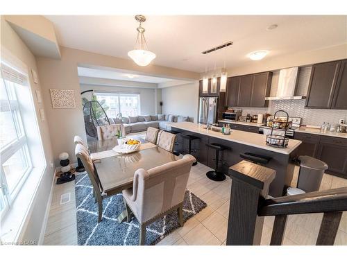 933 Robert Ferrie Drive, Kitchener, ON - Indoor