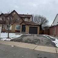 214 Ross Lane  Oakville, ON L6H 5K5