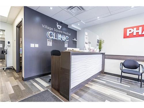 10 Main Street, Mississauga, ON 