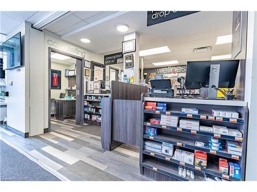 10 Main Street, Mississauga, ON 