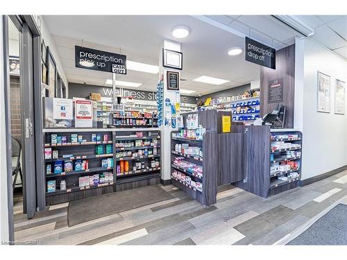 10 Main Street, Mississauga, ON 