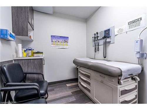 10 Main Street, Mississauga, ON 