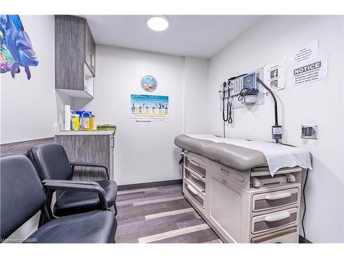 10 Main Street, Mississauga, ON 