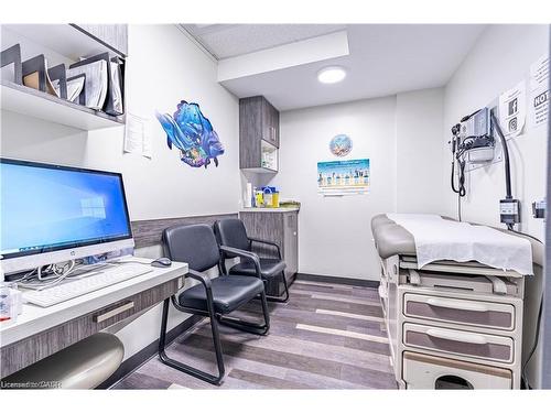 10 Main Street, Mississauga, ON 