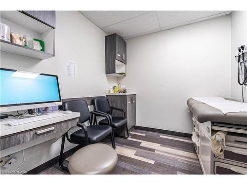 10 Main Street, Mississauga, ON 