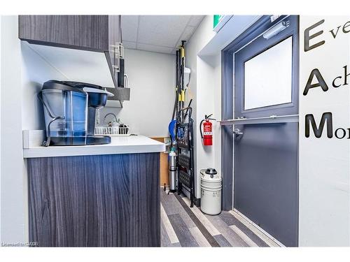 10 Main Street, Mississauga, ON 