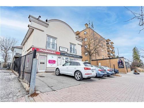 10 Main Street, Mississauga, ON 