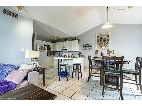 10 Main Street, Mississauga, ON 