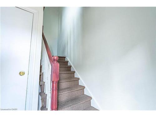 10 Main Street, Mississauga, ON 