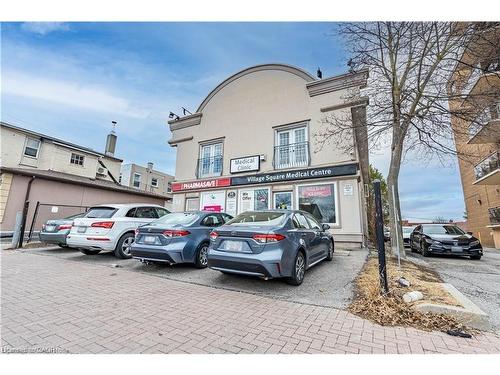 10 Main Street, Mississauga, ON 