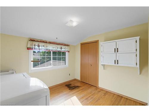 33 Goldfinch Road, Hamilton, ON - Indoor