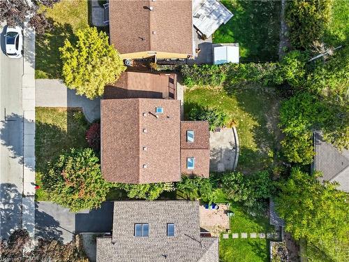 33 Goldfinch Road, Hamilton, ON - Outdoor